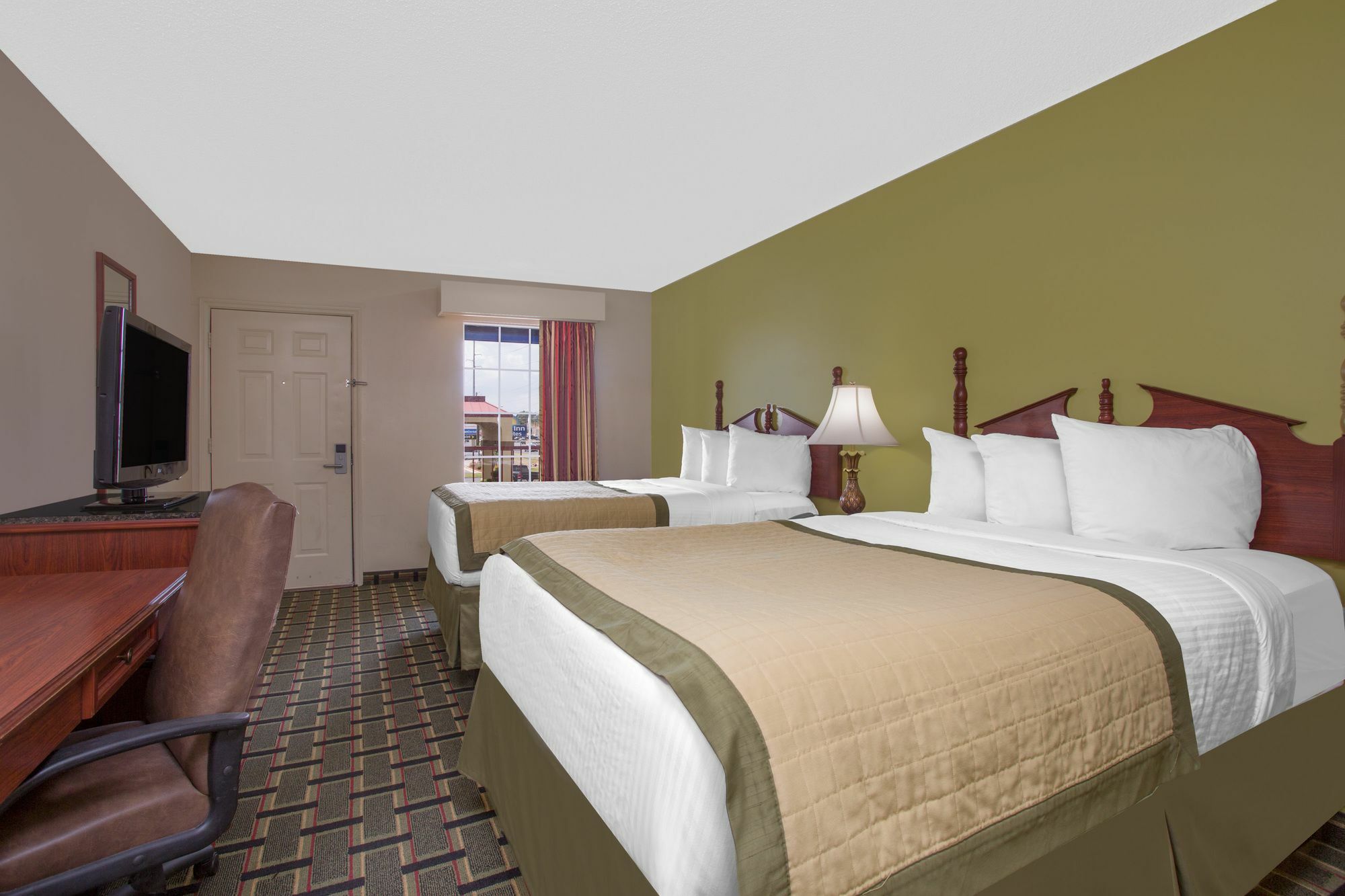 Baymont By Wyndham Warner Robins Motel Bagian luar foto