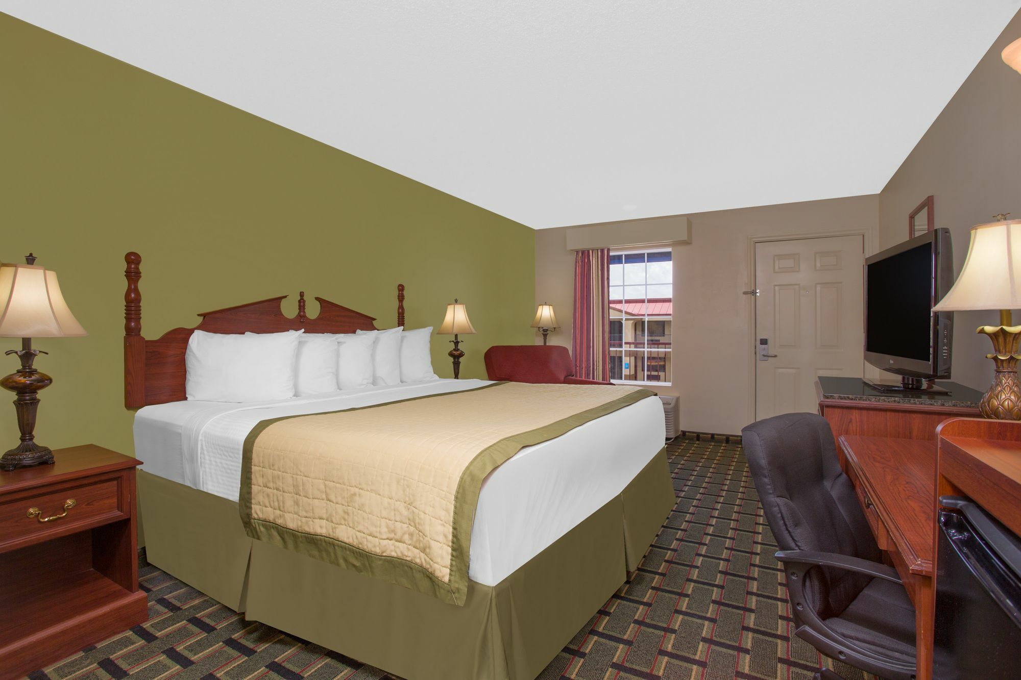 Baymont By Wyndham Warner Robins Motel Bagian luar foto